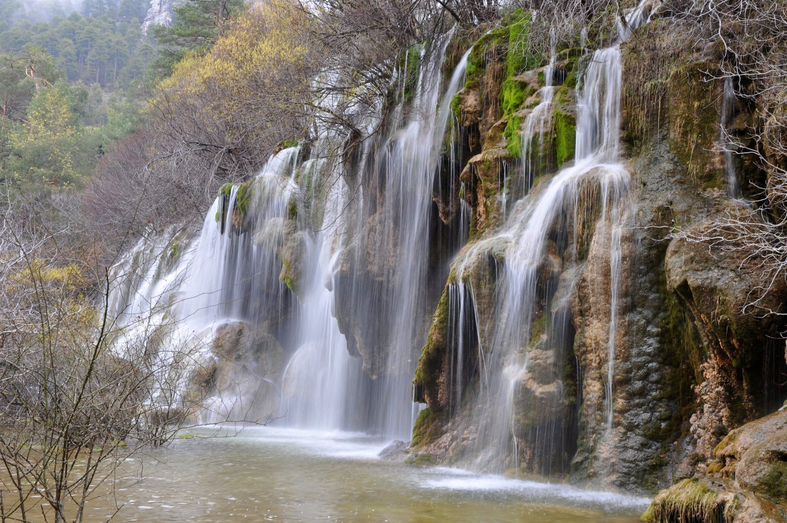 nacimiento-rio-cuervo-cabecera